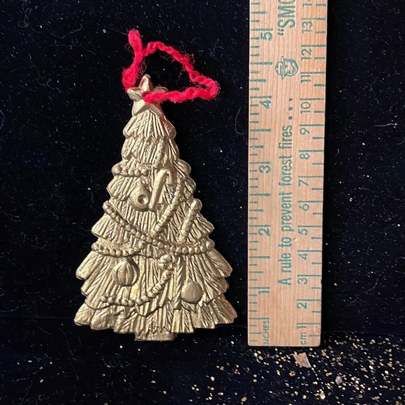 Vintage Gold Tone Tree Ornanent - Picture 3 of 4